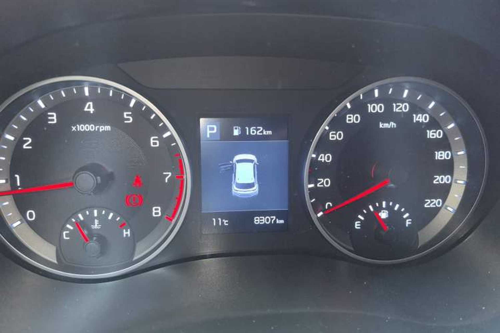 Used Kia kx1 Stonic 2019 1.4L Automatic Sport Edition China VI Instrument Cluster
