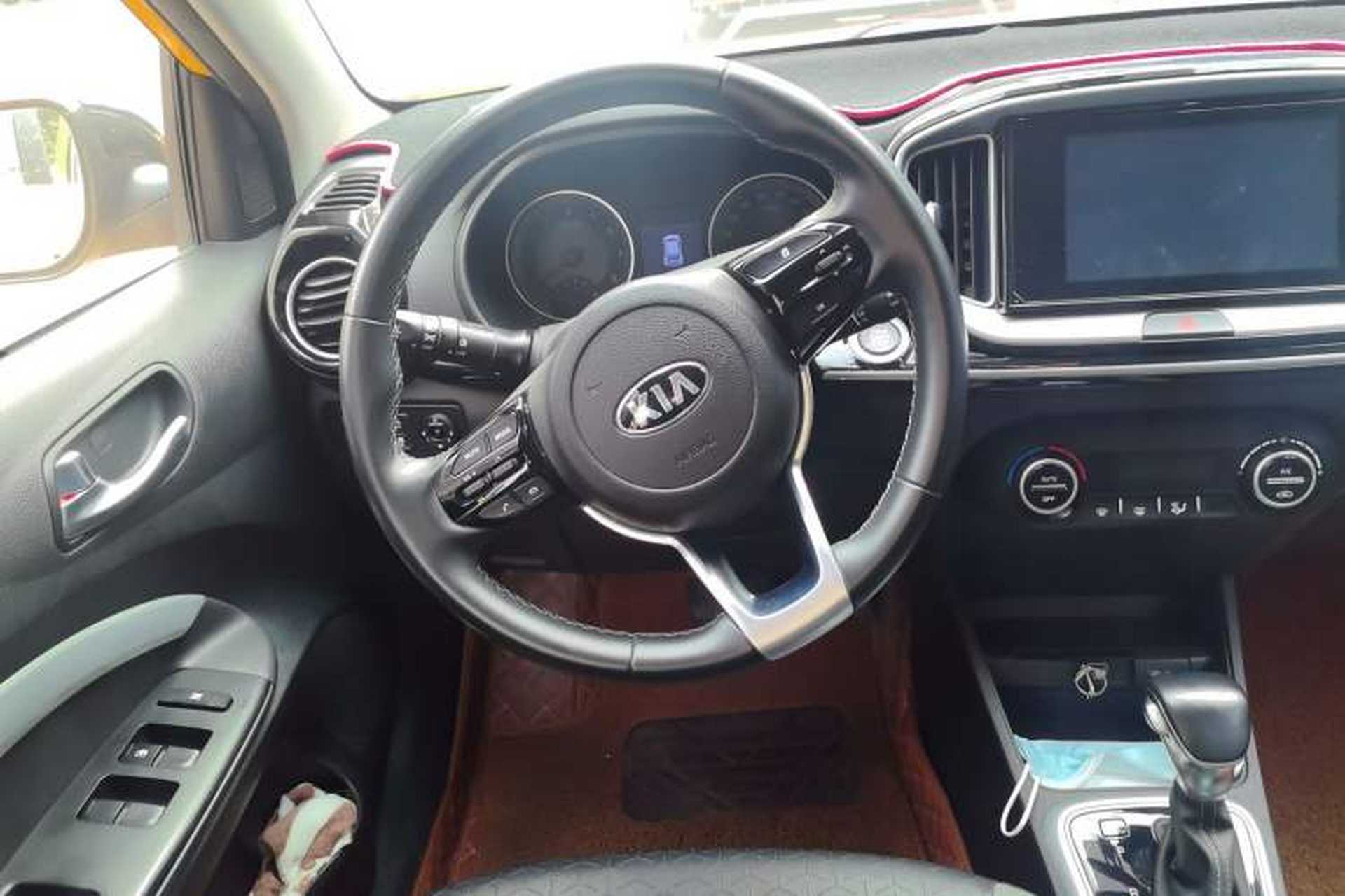 Used Kia kx1 Stonic 2019 1.4L Automatic Fun Edition China VI Steering Wheel