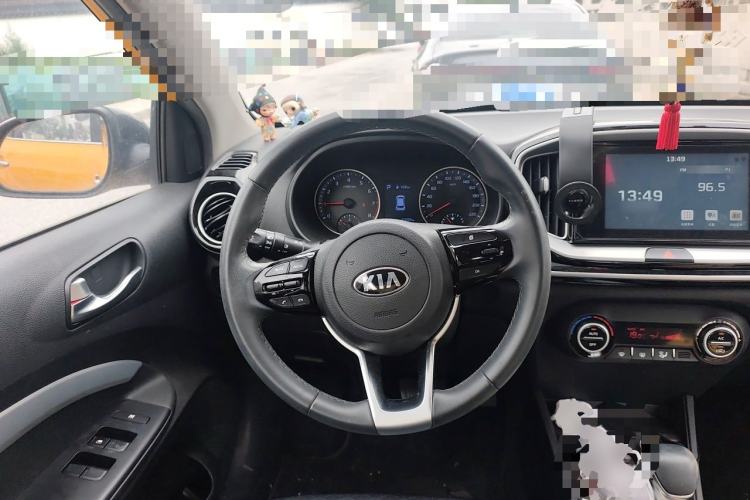 Used Kia kx1 Stonic 2019 1.4L Automatic Fun Edition China VI Steering Wheel