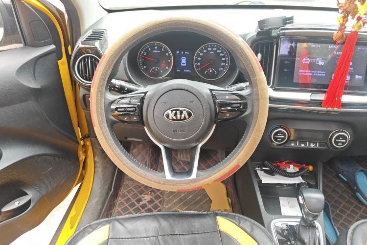 Used Kia kx1 Stonic 2019 1.4L Automatic Fun Edition China V Standard Steering Wheel