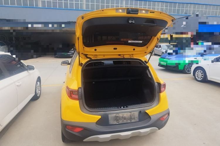 Used Kia kx1 Stonic 2019 1.4L Automatic Sport Edition China VI Trunk