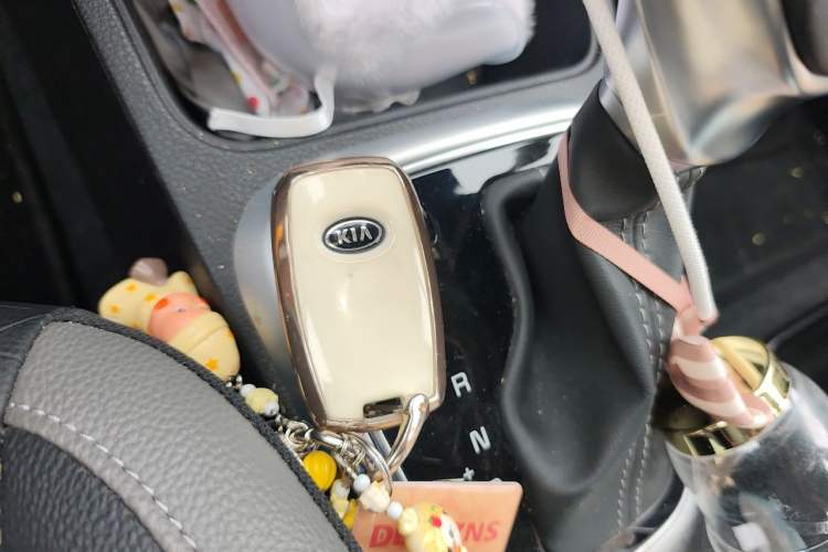 Used Kia kx1 Stonic 2019 1.4L Automatic Fun Edition China VI Vehicle Key