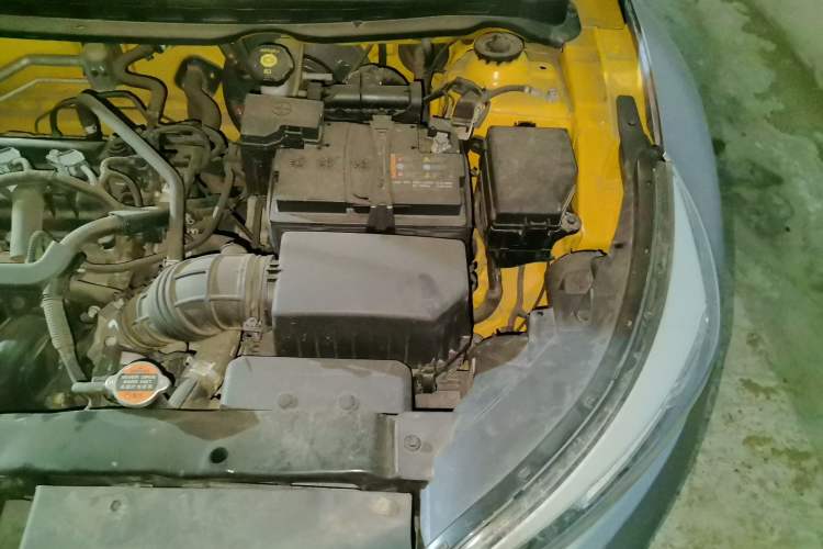 Used Kia kx1 Stonic 2019 1.4L Automatic Fun Edition China V Standard Engine Bay Left