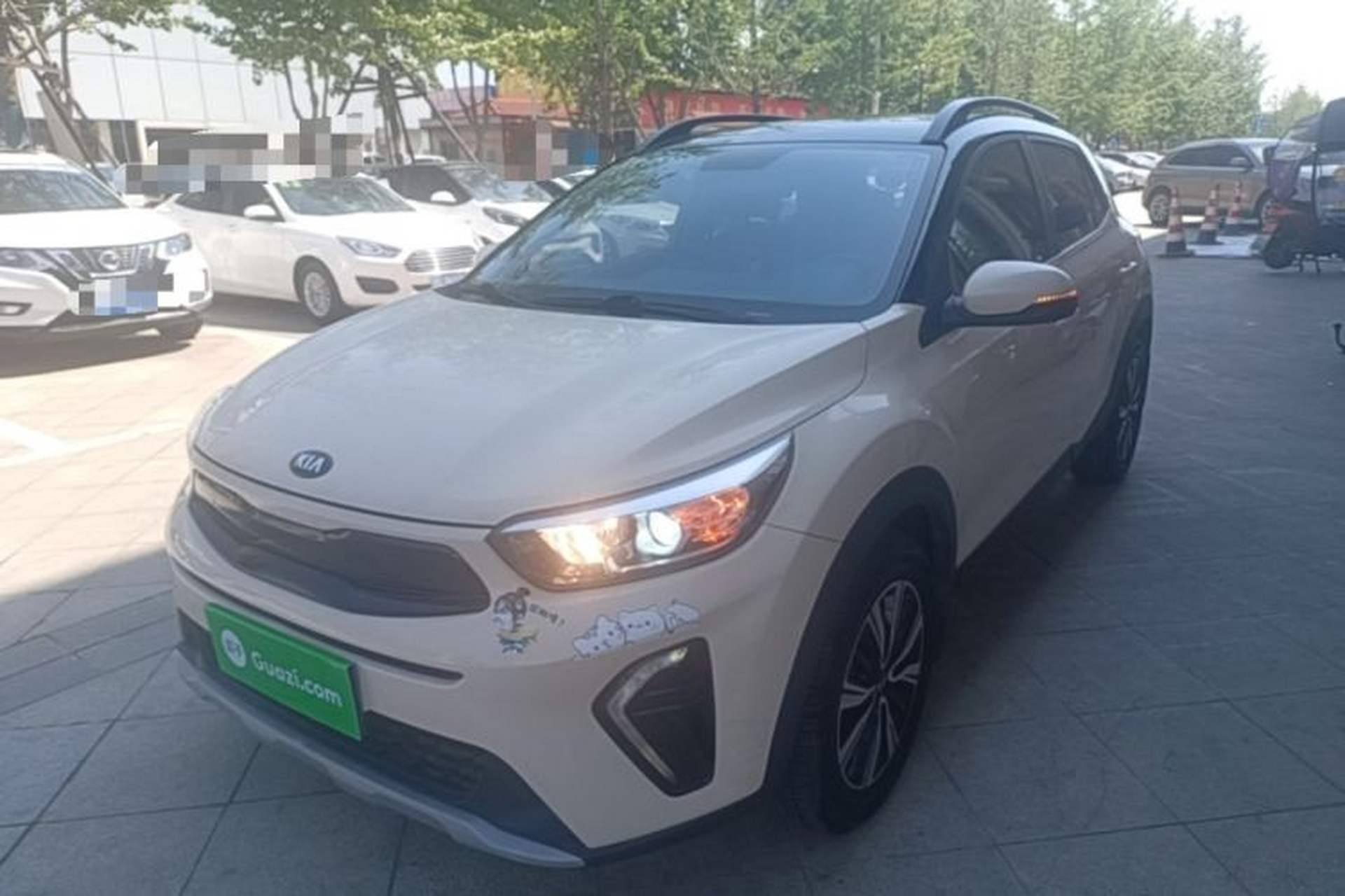 Used Kia kx1 Stonic 2019 1.4L Automatic Fun Edition China VI Front Left 45 Deg