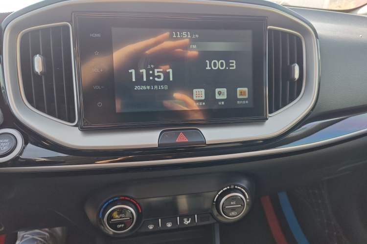 Used Kia kx1 Stonic 2019 1.4L Automatic Fun Edition China VI Audio And AC Panel