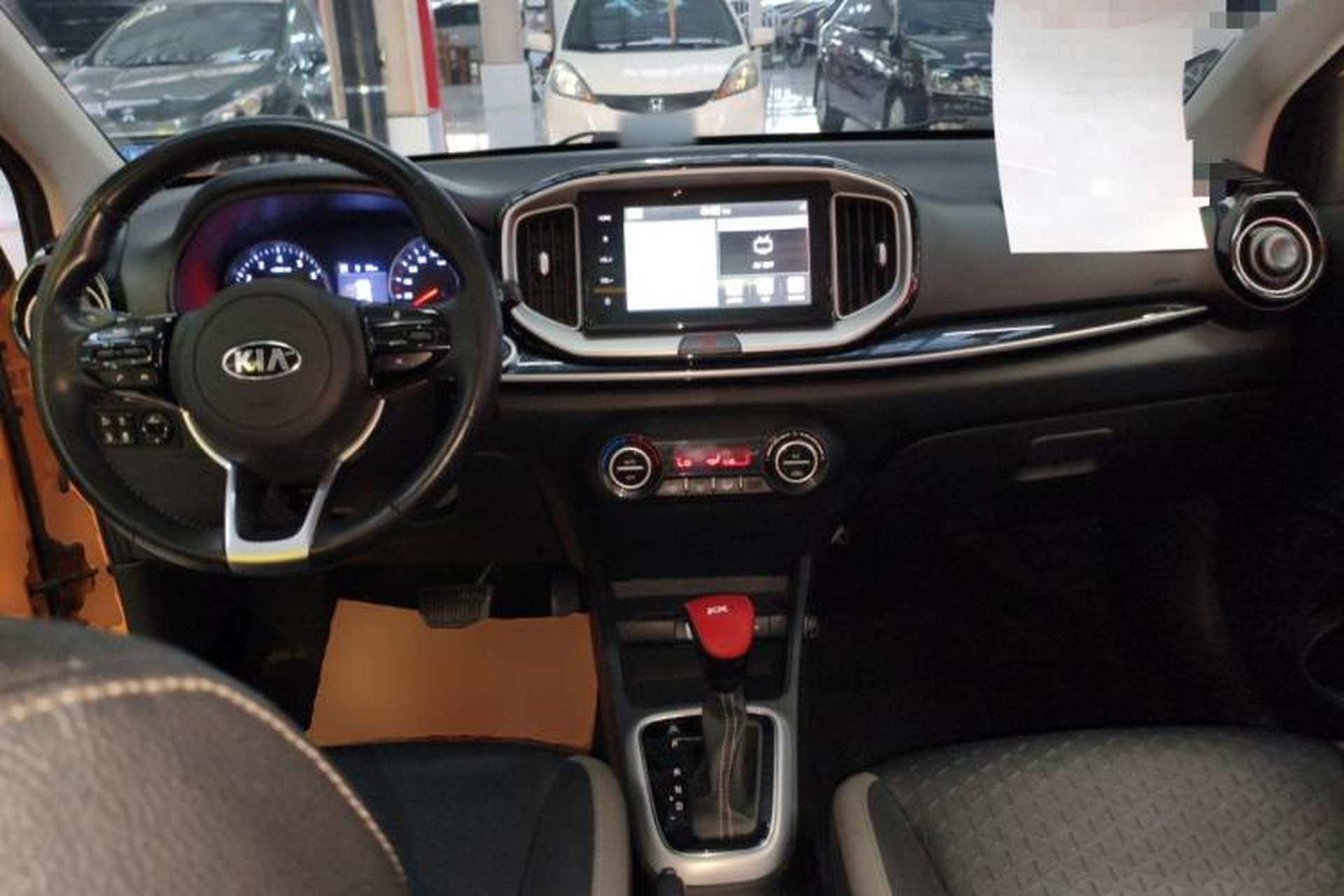 Used Kia kx1 Stonic 2019 1.4L Automatic Fun Edition China V Standard Center Console