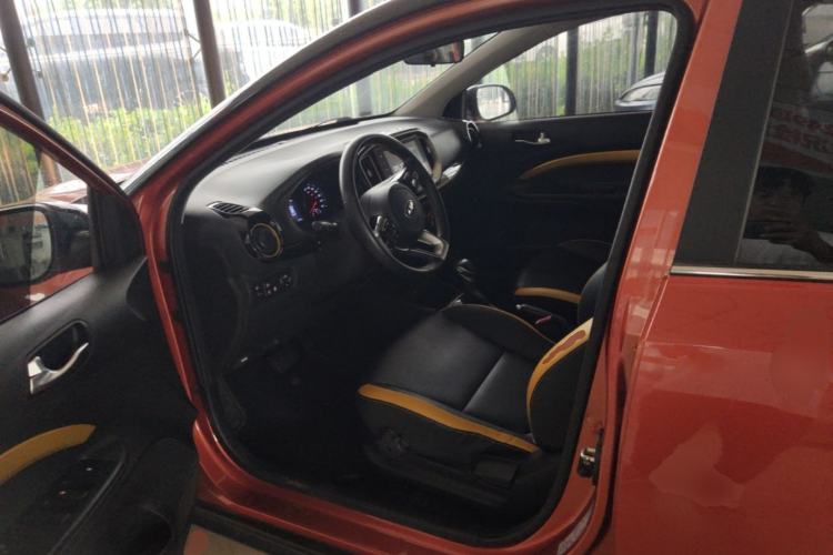 Used Kia kx1 Stonic 2019 1.4L Automatic Fun Edition China VI Driver Seat