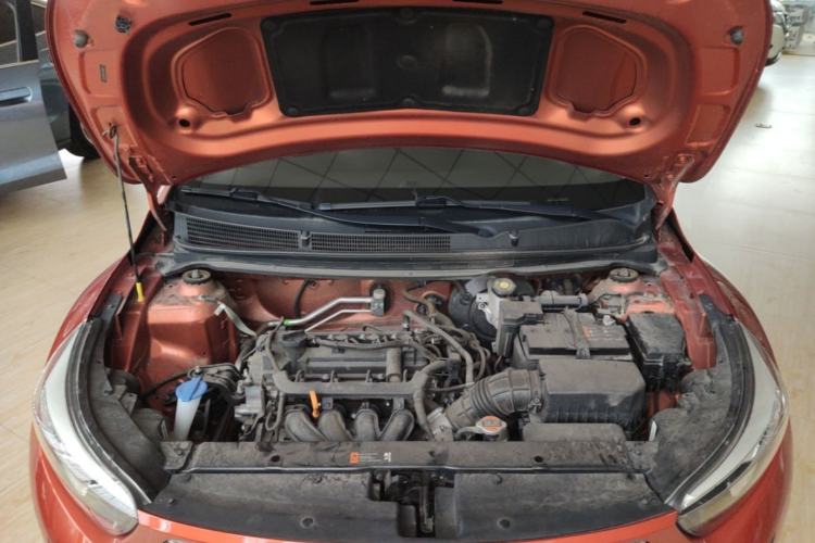 Used Kia kx1 Stonic 2019 1.4L Automatic Fun Edition China VI Engine Bay