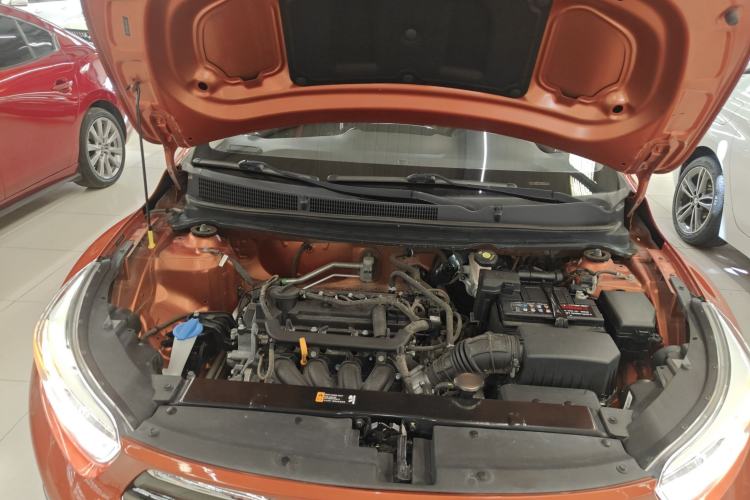 Used Kia kx1 Stonic 2019 1.4L Automatic Sport Edition China VI Engine Bay