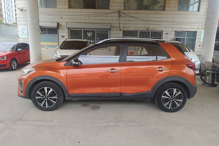 Used Kia kx1 Stonic 2019 1.4L Automatic Sport Edition China VI Exterior 3