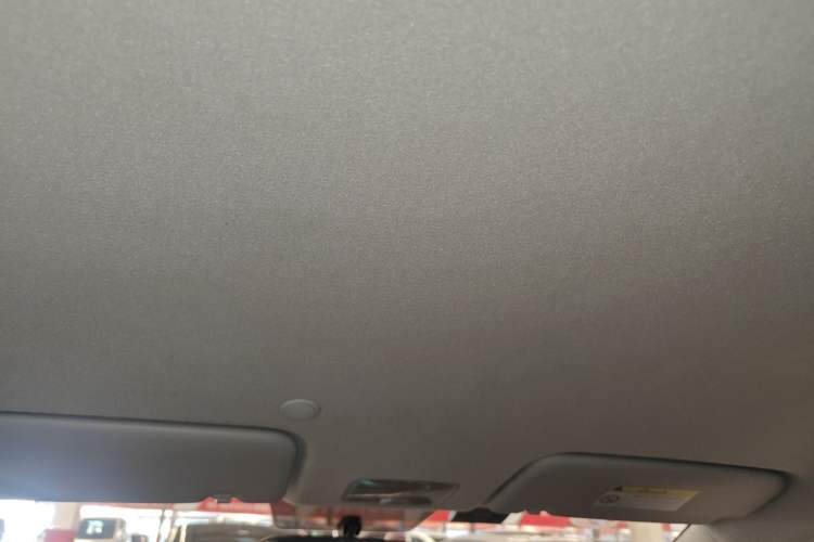 Used Kia kx1 Stonic 2019 1.4L Automatic Sport Edition China VI Headliner