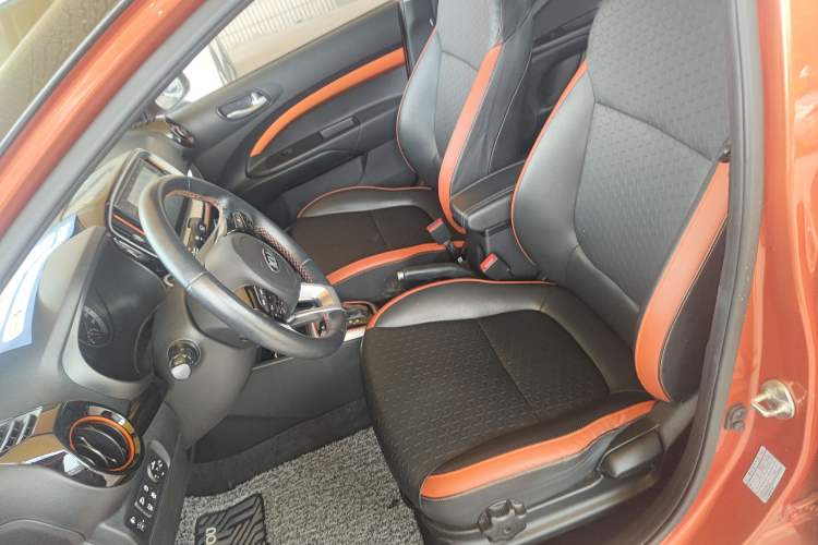 Used Kia kx1 Stonic 2019 1.4L Automatic Sport Edition China VI Left Front Seat