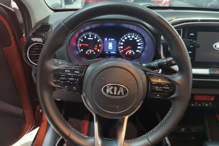 Used Kia kx1 Stonic 2019 1.4L Automatic Fun Edition China VI Steering Wheel