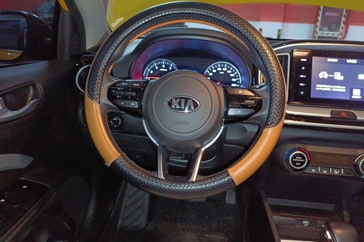 Used Kia kx1 Stonic 2019 1.4L Automatic Fun Edition China VI Steering Wheel