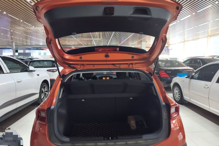 Used Kia kx1 Stonic 2019 1.4L Automatic Fun Edition China VI Trunk
