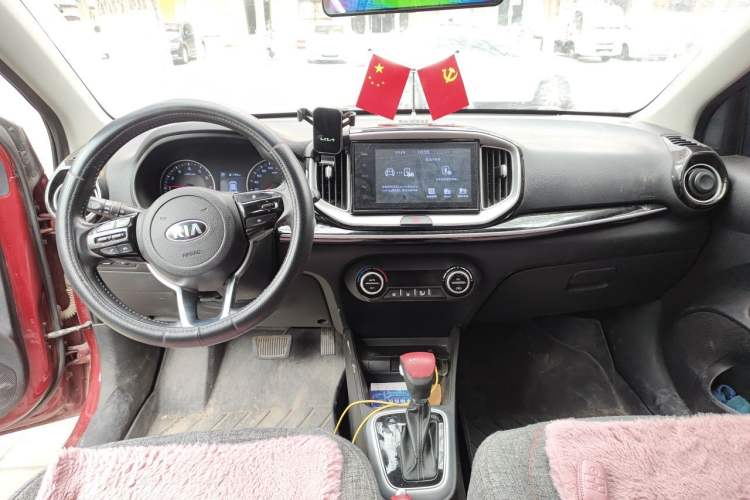 Used Kia kx1 Stonic 2019 1.4L Automatic Fun Edition China V Standard Center Console