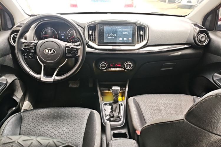 Used Kia kx1 Stonic 2019 1.4L Automatic Fun Edition China V Standard Center Console