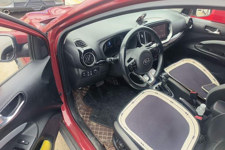 Used Kia kx1 Stonic 2019 1.4L Automatic Fun Edition China V Standard Driver Seat