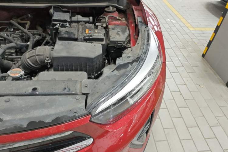 Used Kia kx1 Stonic 2019 1.4L Automatic Fun Edition China VI Engine Bay Left