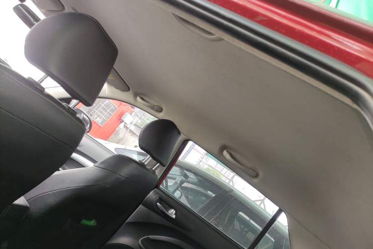 Used Kia kx1 Stonic 2019 1.4L Automatic Fun Edition China V Standard Headliner