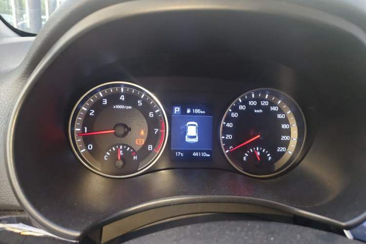 Used Kia kx1 Stonic 2019 1.4L Automatic Fun Edition China VI Instrument Cluster