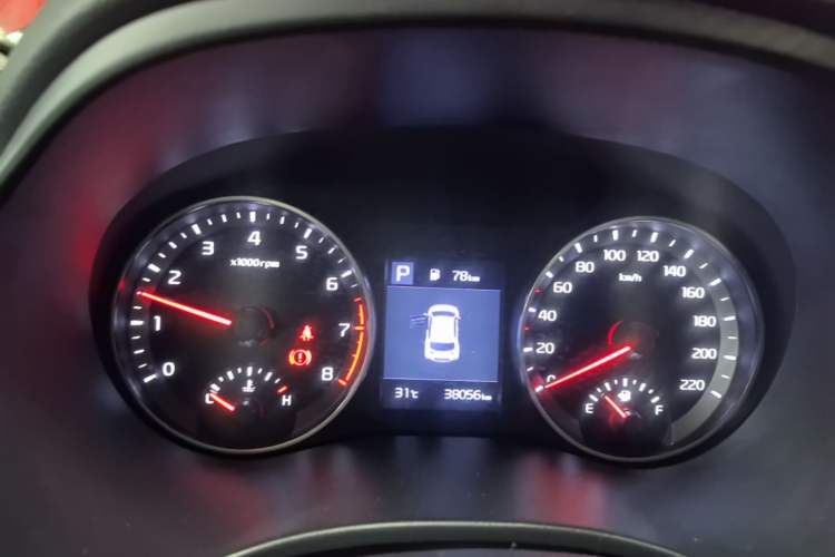 Used Kia kx1 Stonic 2019 1.4L Automatic Sport Edition China VI Instrument Cluster
