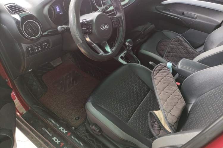 Used Kia kx1 Stonic 2019 1.4L Automatic Fun Edition China V Standard Left Front Seat