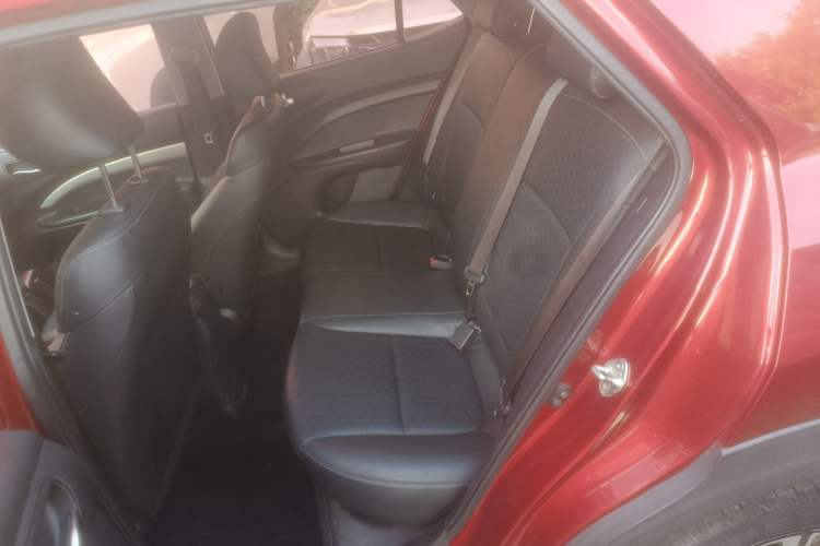 Used Kia kx1 Stonic 2019 1.4L Automatic Fun Edition China VI Left Rear Seat
