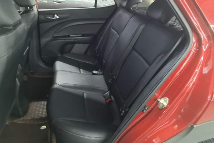 Used Kia kx1 Stonic 2019 1.4L Automatic Sport Edition China VI Left Rear Seat