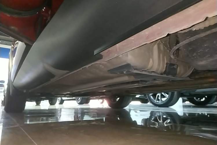 Used Kia kx1 Stonic 2019 1.4L Automatic Fun Edition China V Standard Left Side Sill