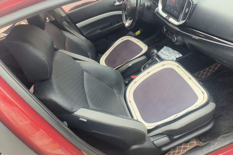 Used Kia kx1 Stonic 2019 1.4L Automatic Fun Edition China V Standard Right Front Seat