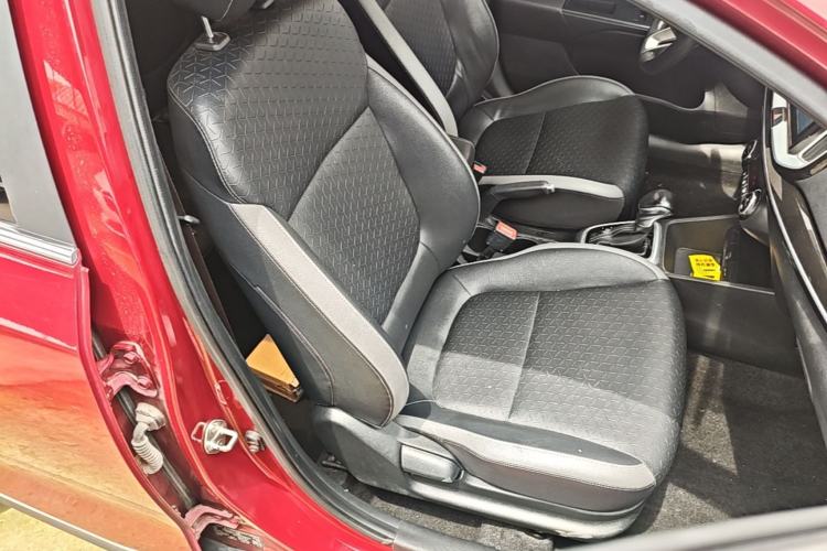 Used Kia kx1 Stonic 2019 1.4L Automatic Fun Edition China V Standard Right Front Seat
