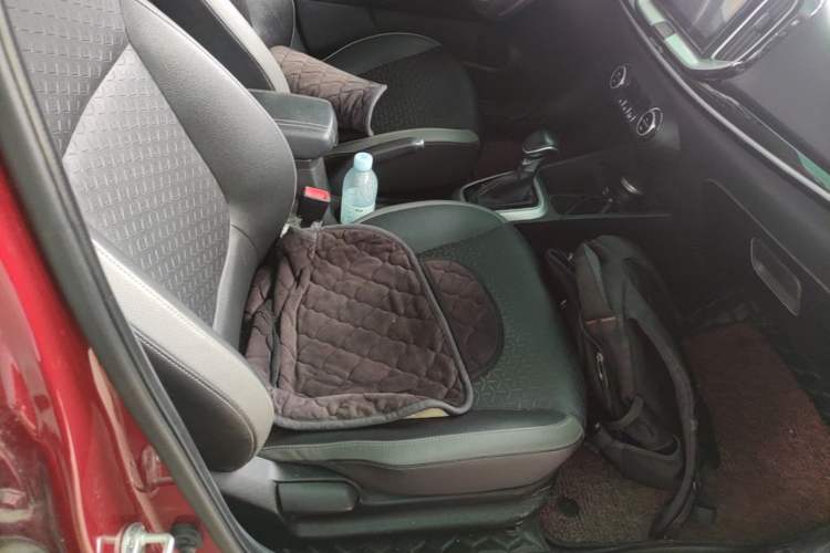 Used Kia kx1 Stonic 2019 1.4L Automatic Fun Edition China V Standard Right Front Seat