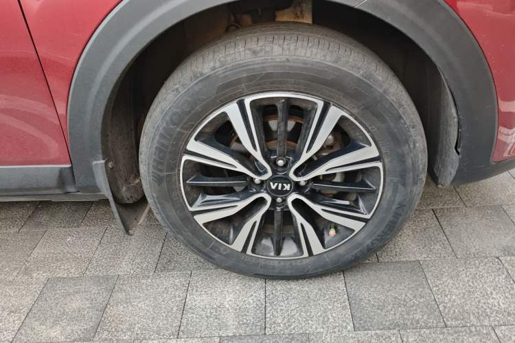 Used Kia kx1 Stonic 2019 1.4L Automatic Fun Edition China V Standard Right Front Wheel Hub