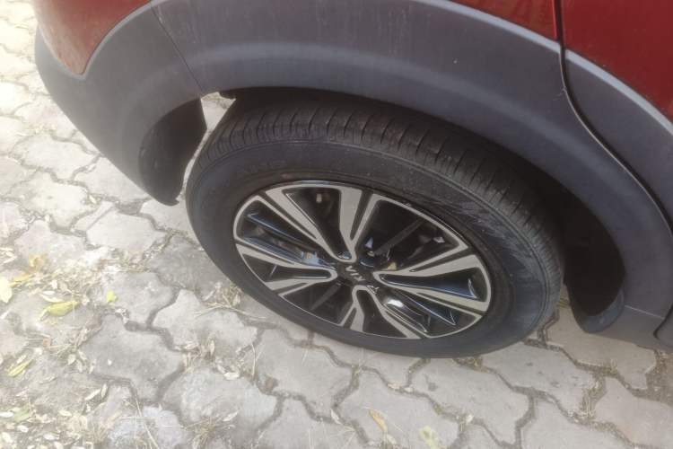 Used Kia kx1 Stonic 2019 1.4L Automatic Fun Edition China VI Right Rear Wheel Hub