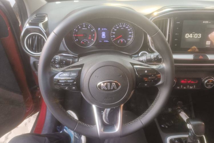 Used Kia kx1 Stonic 2019 1.4L Automatic Fun Edition China VI Steering Wheel
