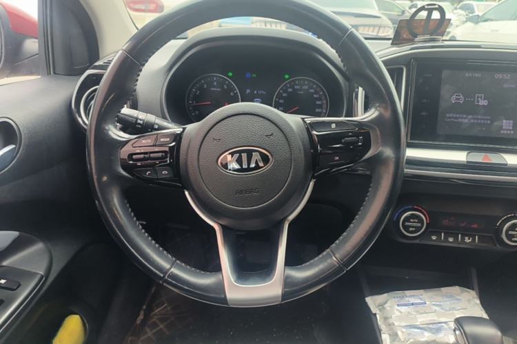 Used Kia kx1 Stonic 2019 1.4L Automatic Fun Edition China V Standard Steering Wheel