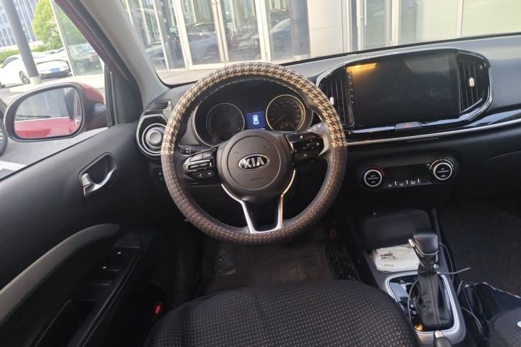 Used Kia kx1 Stonic 2019 1.4L Automatic Fun Edition China VI Steering Wheel
