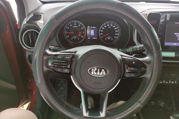 Used Kia kx1 Stonic 2019 1.4L Automatic Fun Edition China V Standard Steering Wheel