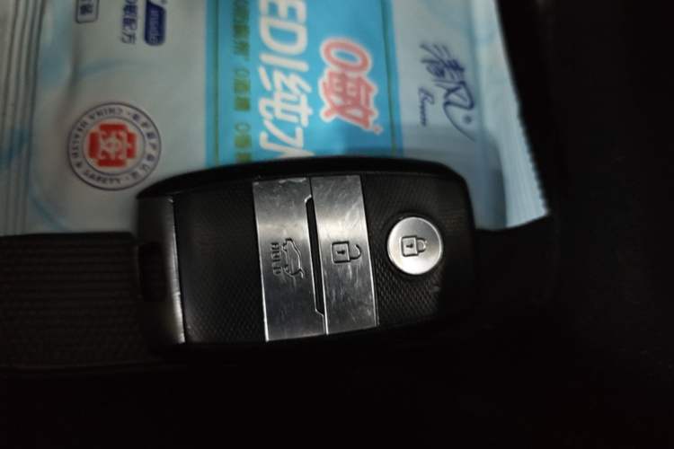 Used Kia kx1 Stonic 2019 1.4L Automatic Fun Edition China VI Vehicle Key