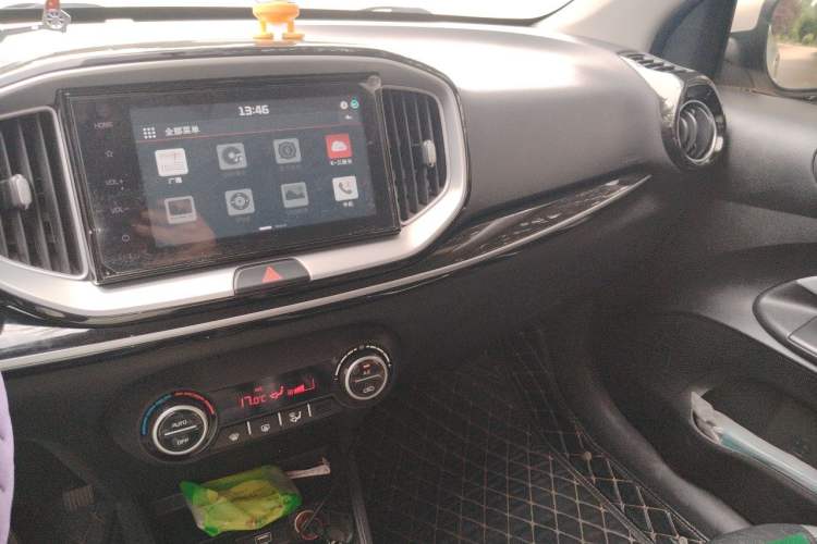 Used Kia kx1 Stonic 2019 1.4L Automatic Fun Edition China V Standard Audio And AC Panel