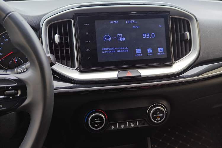 Used Kia kx1 Stonic 2019 1.4L Automatic Fun Edition China V Standard Audio And AC Panel
