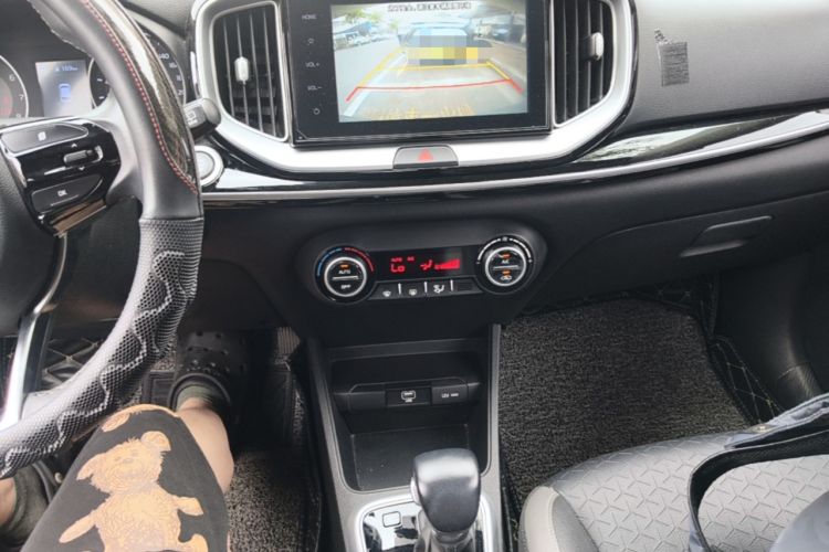 Used Kia kx1 Stonic 2019 1.4L Automatic Fun Edition China VI Audio And AC Panel