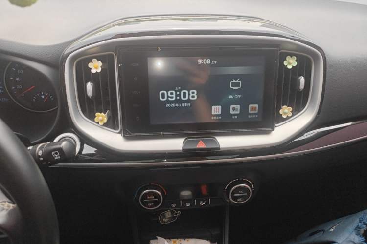 Used Kia kx1 Stonic 2019 1.4L Automatic Fun Edition China VI Audio And AC Panel