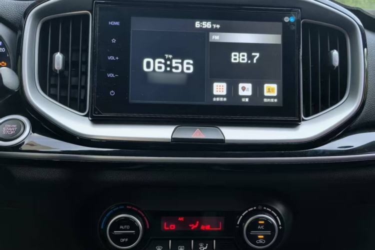 Used Kia kx1 Stonic 2019 1.4L Automatic Sport Edition China VI Audio And AC Panel