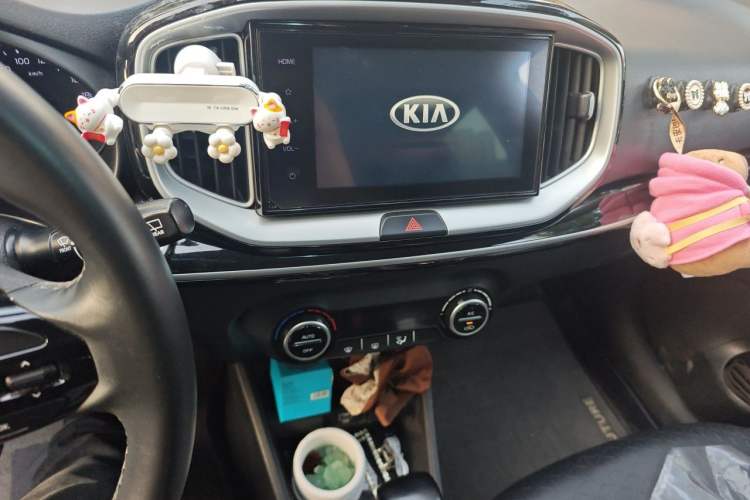 Used Kia kx1 Stonic 2019 1.4L Automatic Fun Edition China VI Audio And AC Panel