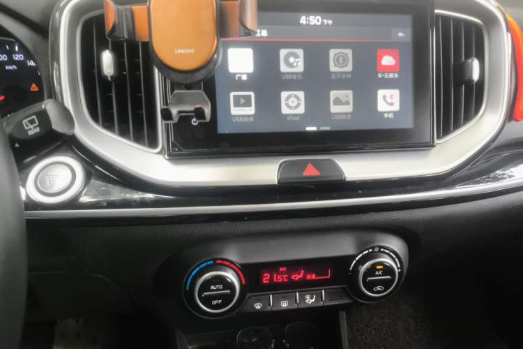 Used Kia kx1 Stonic 2019 1.4L Automatic Fun Edition China VI Audio And AC Panel