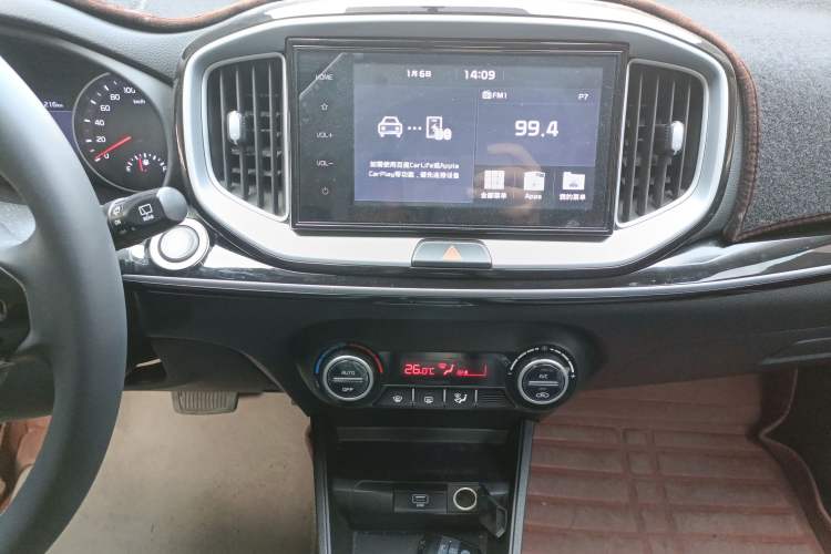 Used Kia kx1 Stonic 2019 1.4L Automatic Fun Edition China VI Audio And AC Panel