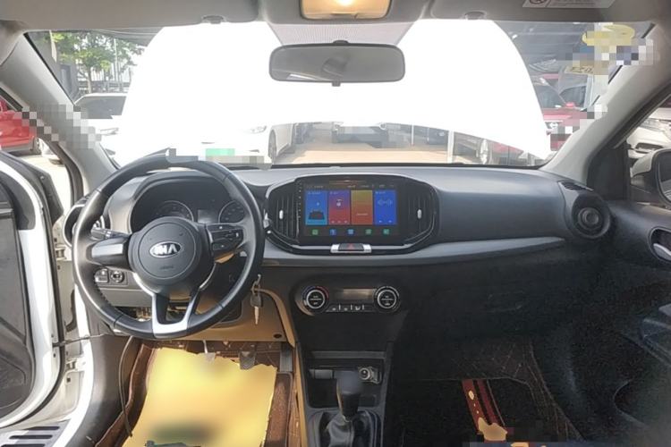 Used Kia kx1 Stonic 2019 1.4L Manual Fun Edition China VI Standard Center Console