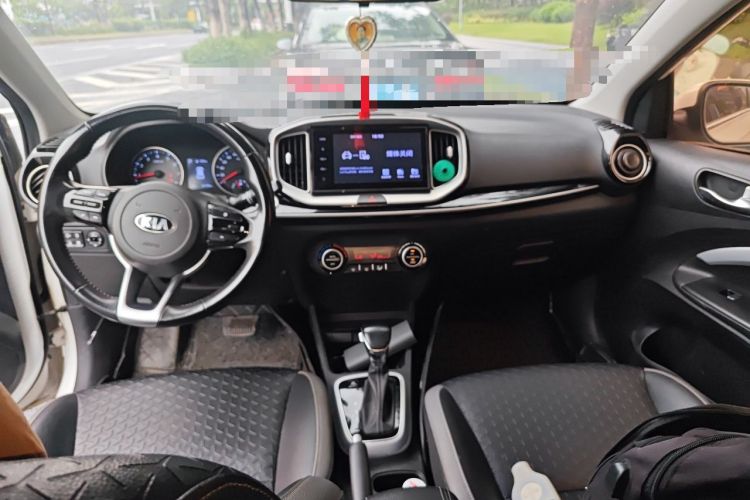 Used Kia kx1 Stonic 2019 1.4L Automatic Fun Edition China V Standard Center Console
